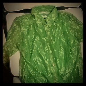 Simrin Green lace blouse w/ sleeveless blouse